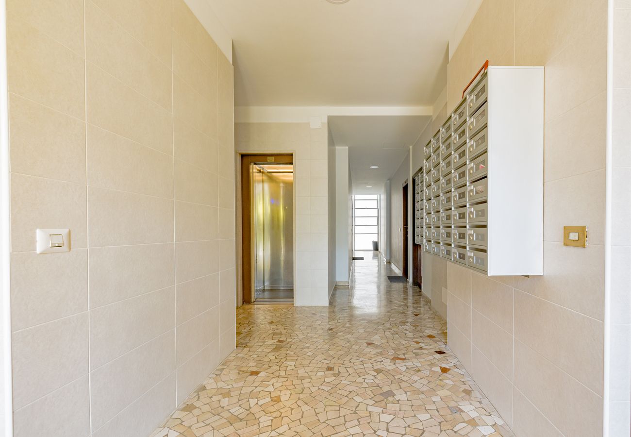 Appartamento a Milano - Comfy & Chic vicino Famagosta e Università IULM