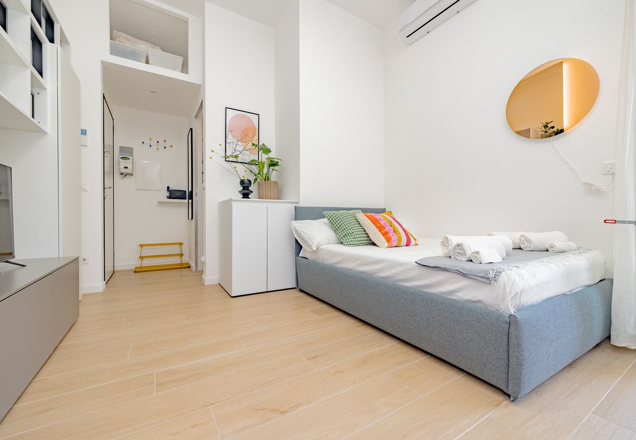 Appartamento a Milano - Comfy & Chic vicino Famagosta e Università IULM