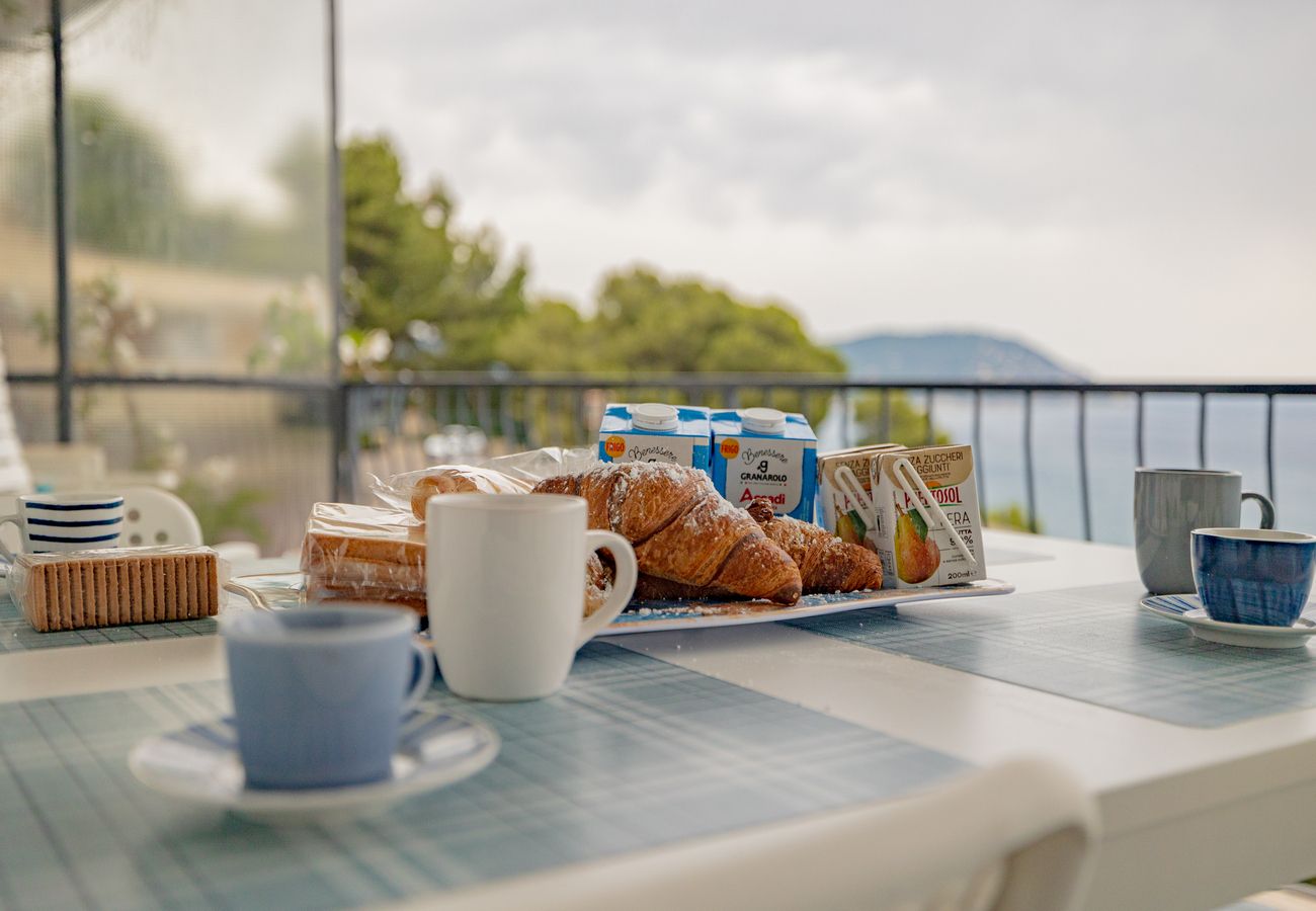 Appartamento a Cervo - Appartamento Vista Mare -MIMOSA BLU