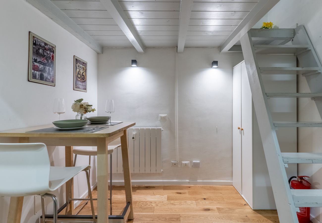 Appartamento a Milano - Cozy study room-| Navigli | Bocconi NABA