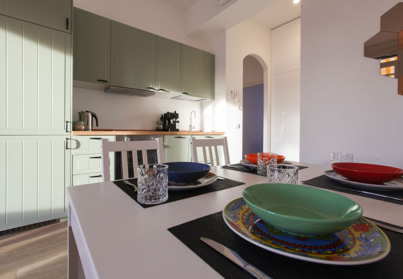 Appartamento a Milano - Cuore dei Navigli - Your Home