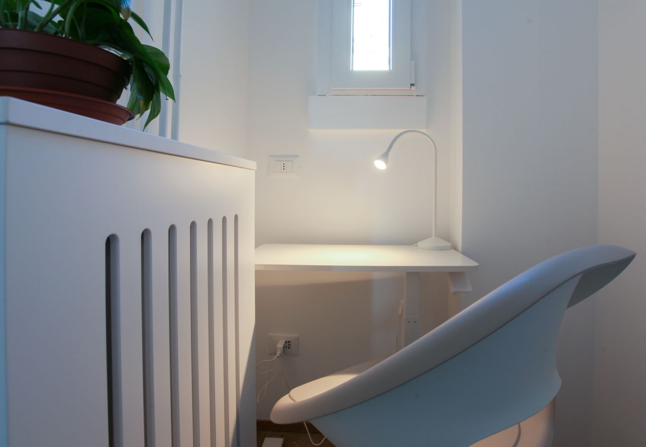 Appartamento a Milano - Cuore dei Navigli - Your Home