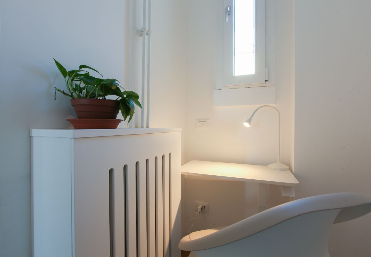 Appartamento a Milano - Cuore dei Navigli - Your Home