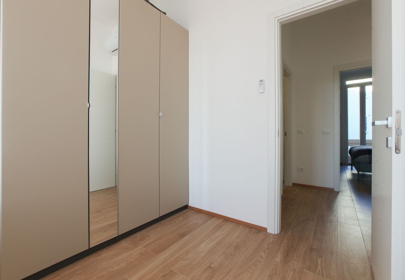 Appartamento a Milano - Cuore dei Navigli - Your Home